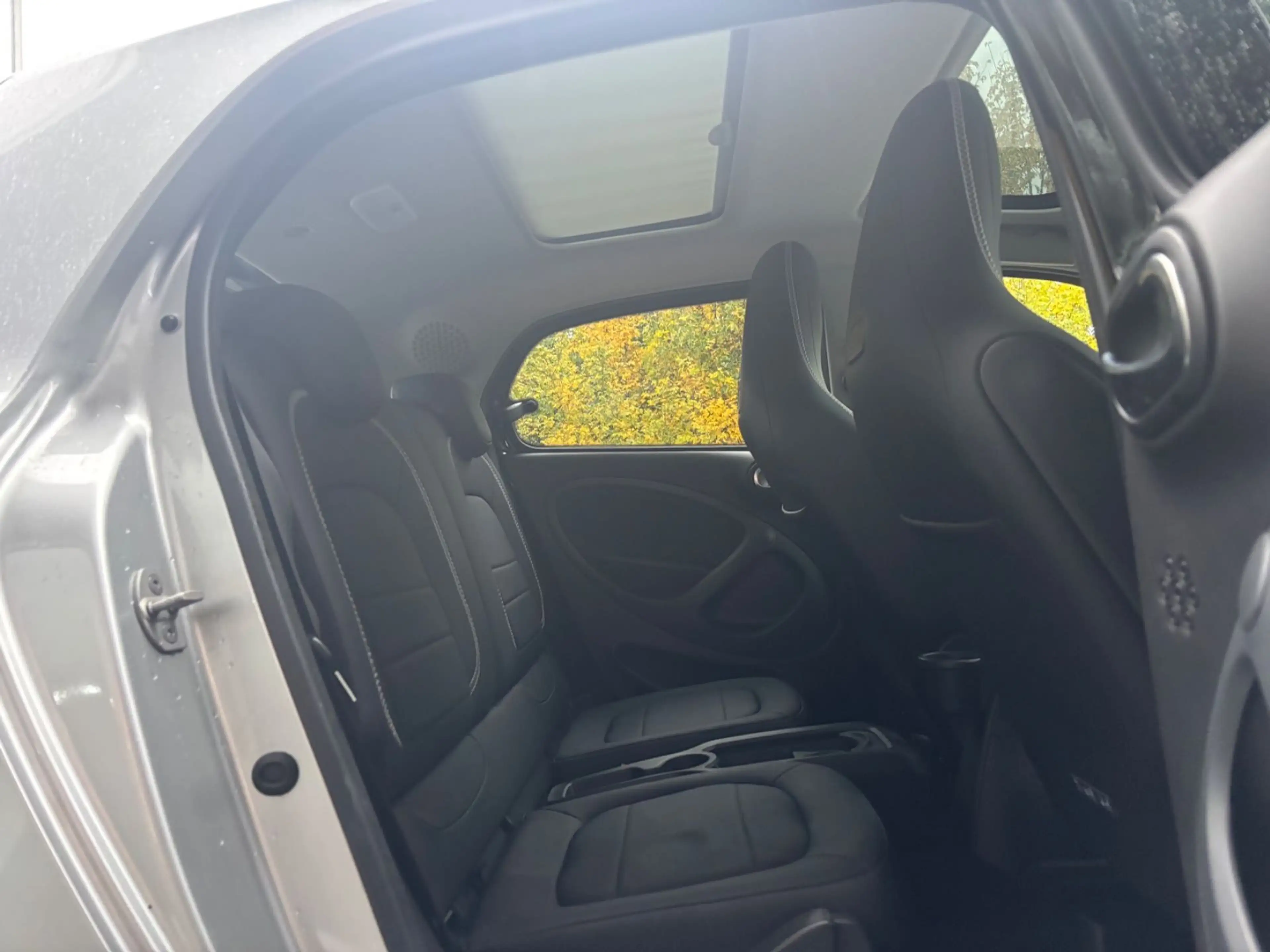 smart forFour Brabus JBL Leder Pano — photo 18
