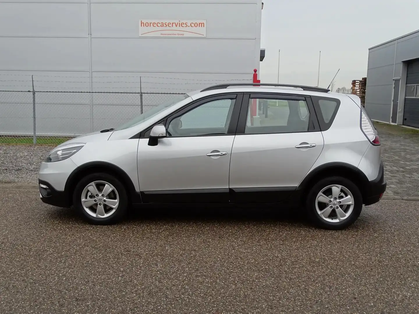 Renault Scenic Xmod 1.2 TCe Bose Grijs - 2