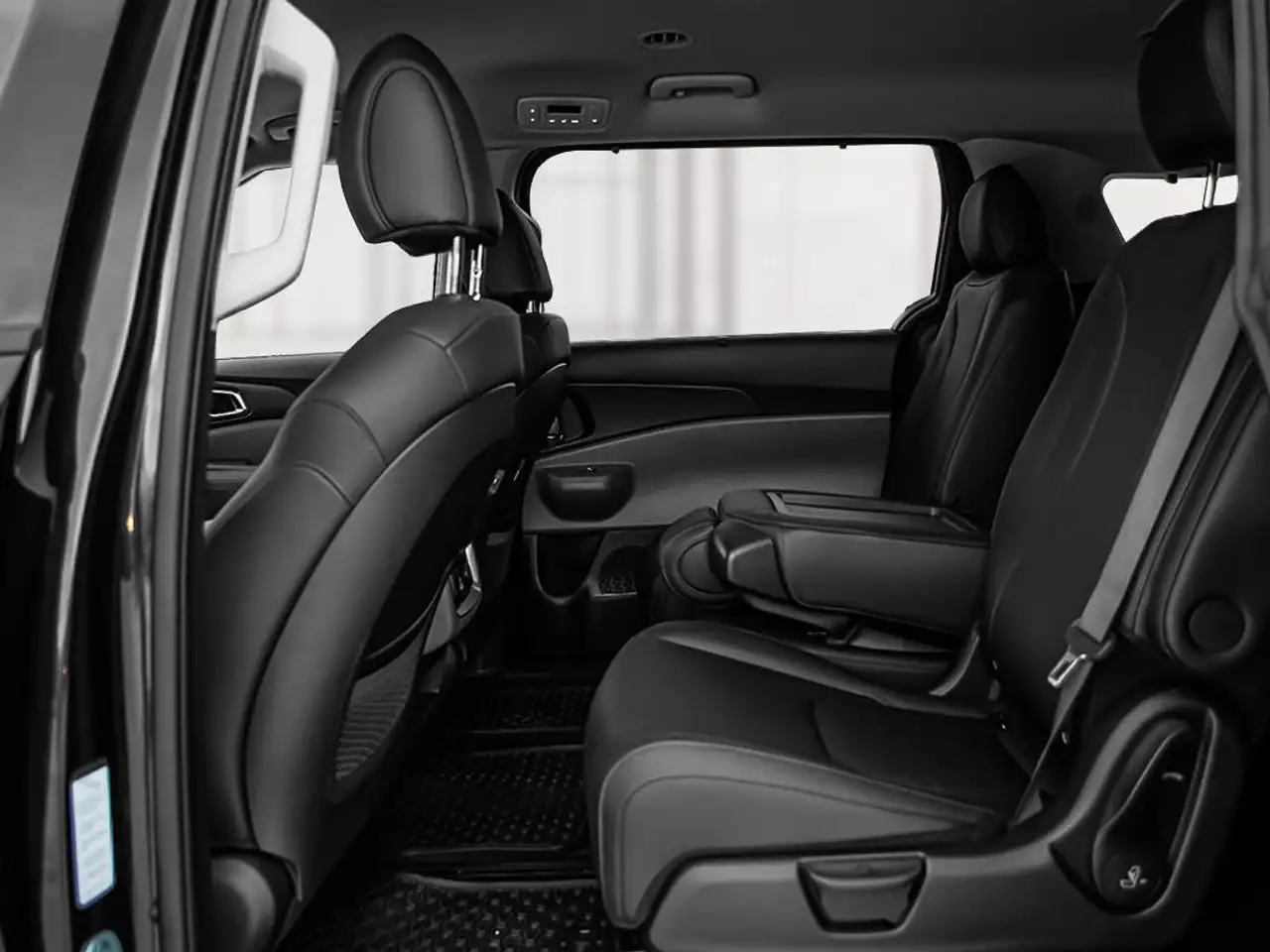 Kia Carnival photo Kia Carnival
