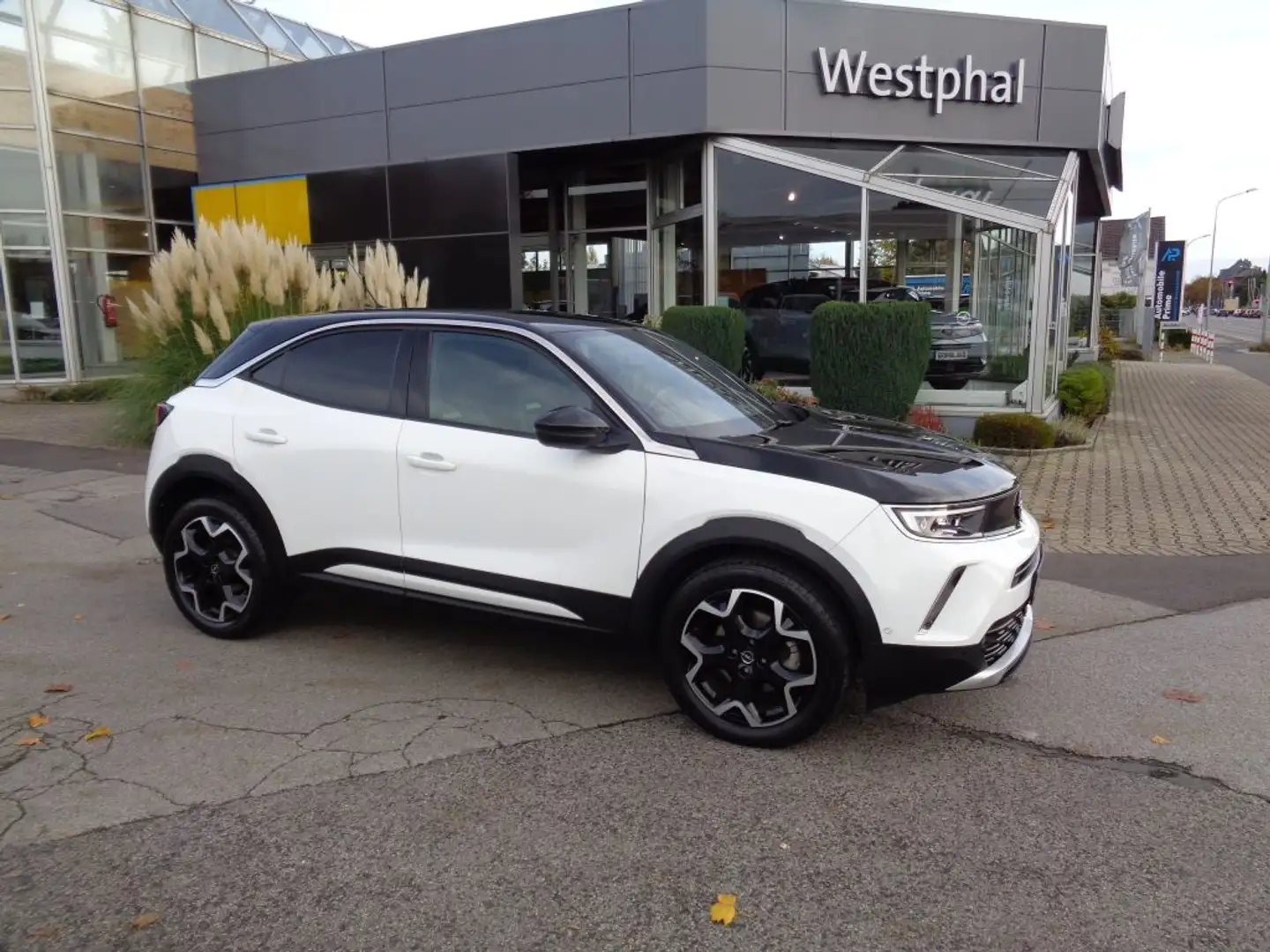 Opel Mokka-E Ultimate Weiß - 1