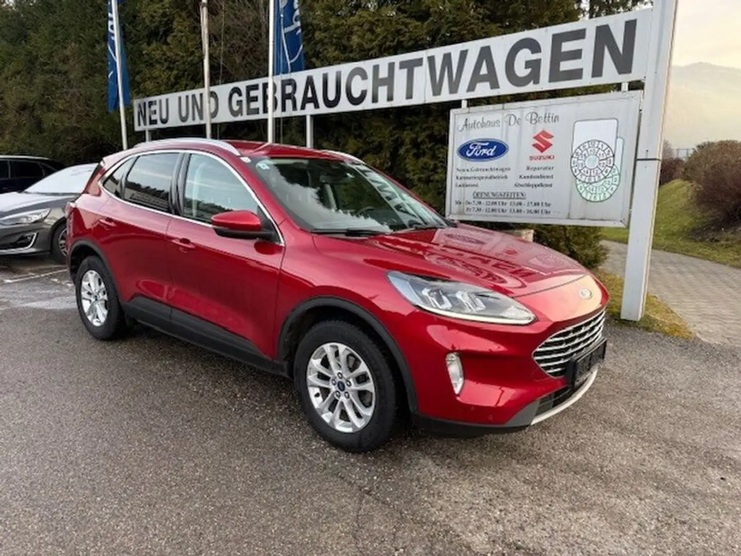 Ford Kuga 1,5 EcoBlue Titanium Aut. Rot - 1