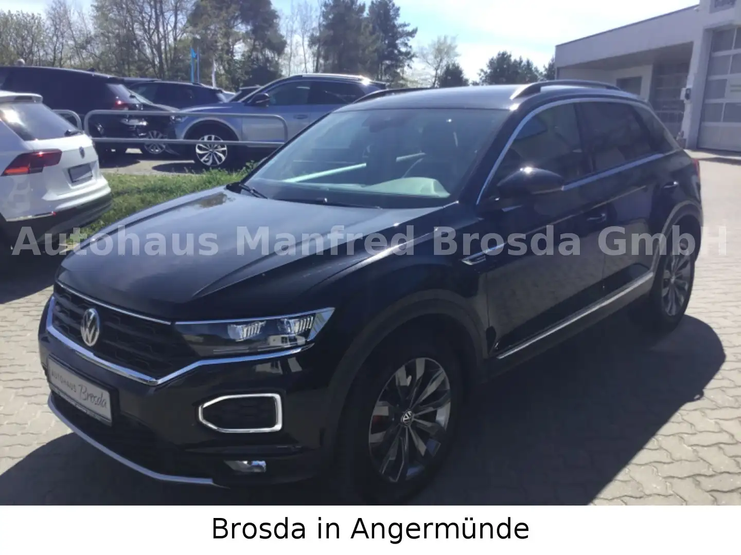 Volkswagen T-Roc Sport 4Mot KAM AHZ GJR NAV Zwart - 2