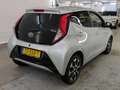 Toyota Aygo 1.0 VVT-i 72pk x-first | Achteruitrijcamera | Appl Grijs - thumbnail 5