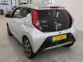 Toyota Aygo 1.0 VVT-i 72pk x-first | Achteruitrijcamera | Appl Grijs - thumbnail 2