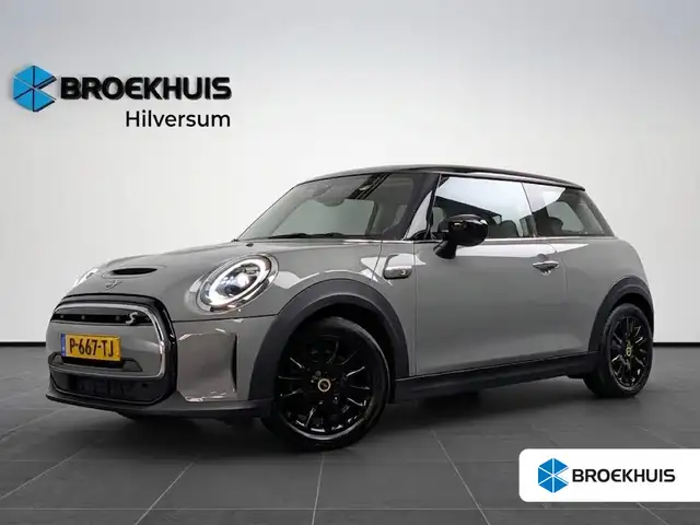 MINI Cooper SE Electric Classic. 33 kWh 183pk | SOH 96% |