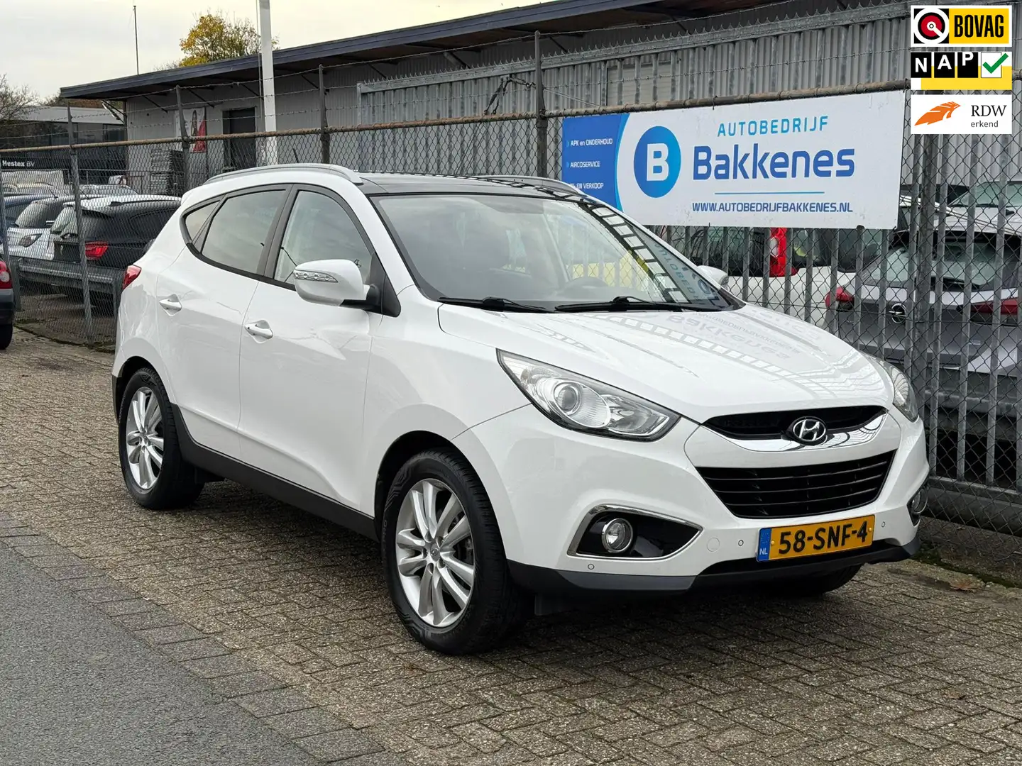 Hyundai iX35 2.0i i-Catcher | Automaat | Leder | Pano | Trekhaa Wit - 1
