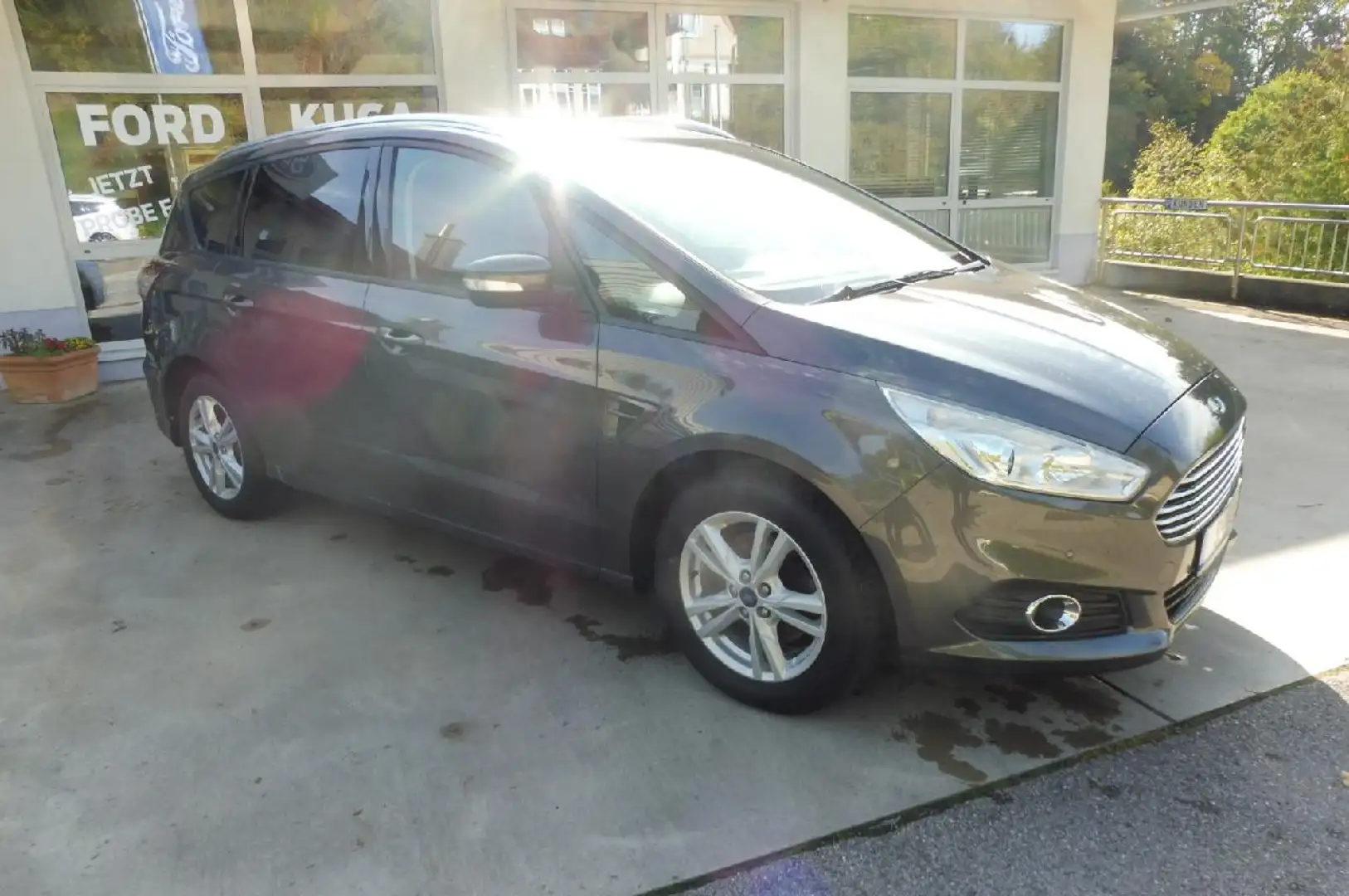 Ford S-Max S-Max 7- Sitzer /  Business Gris - 2