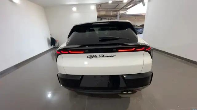 Alfa Romeo Junior view 5
