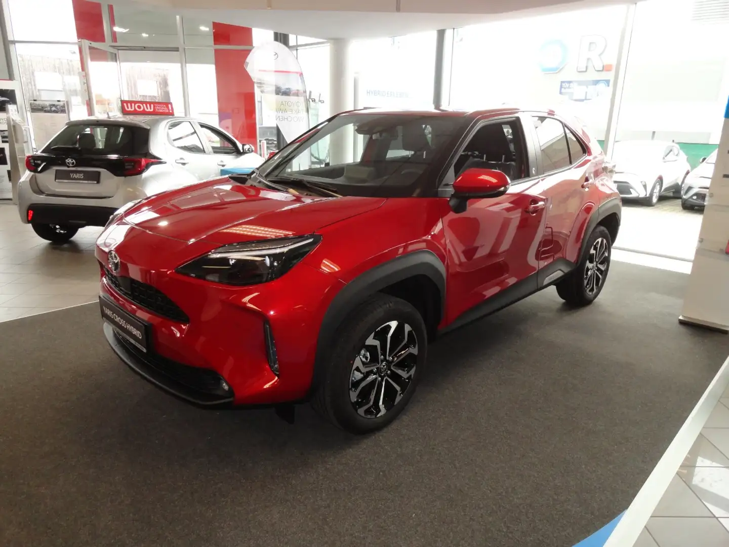 Toyota Yaris Cross 1.5 Hybrid Team D Winter-/Safety-P. Navi Piros - 2