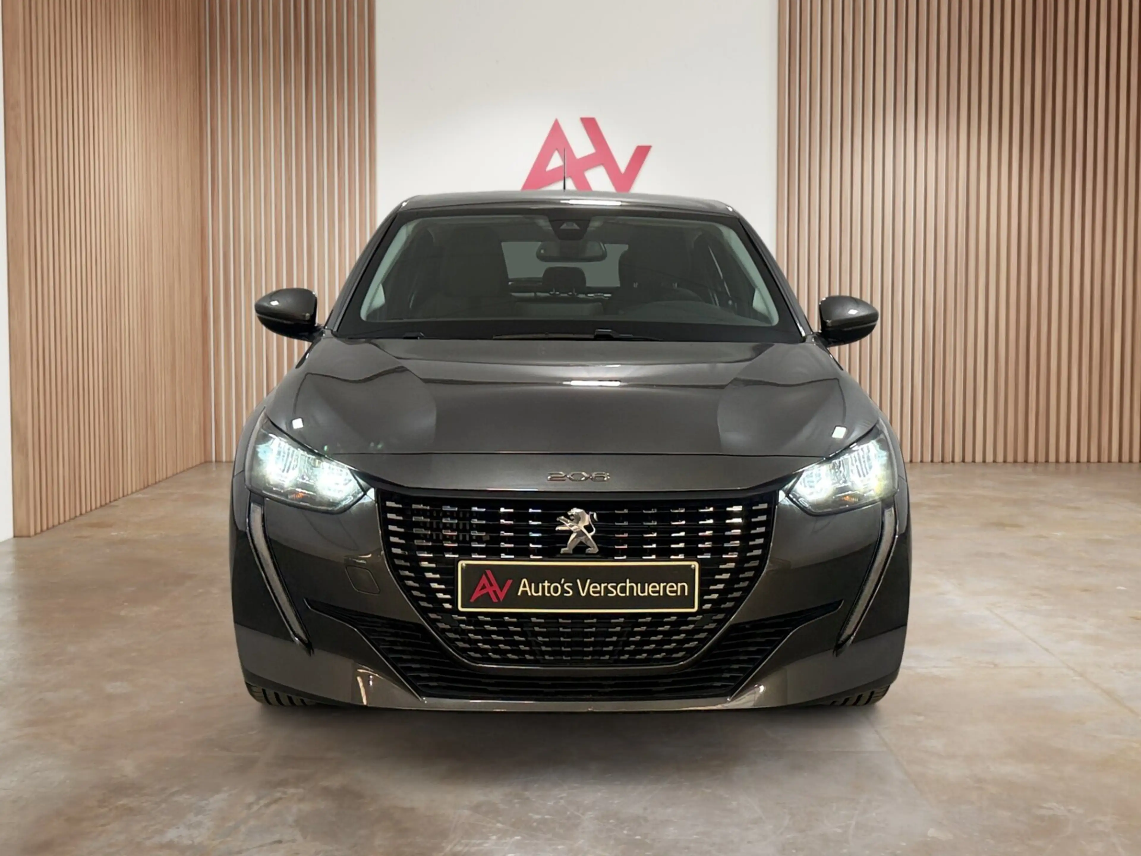 Peugeot 208 Allure 1.2 PureTech Aut. ** — photo 2