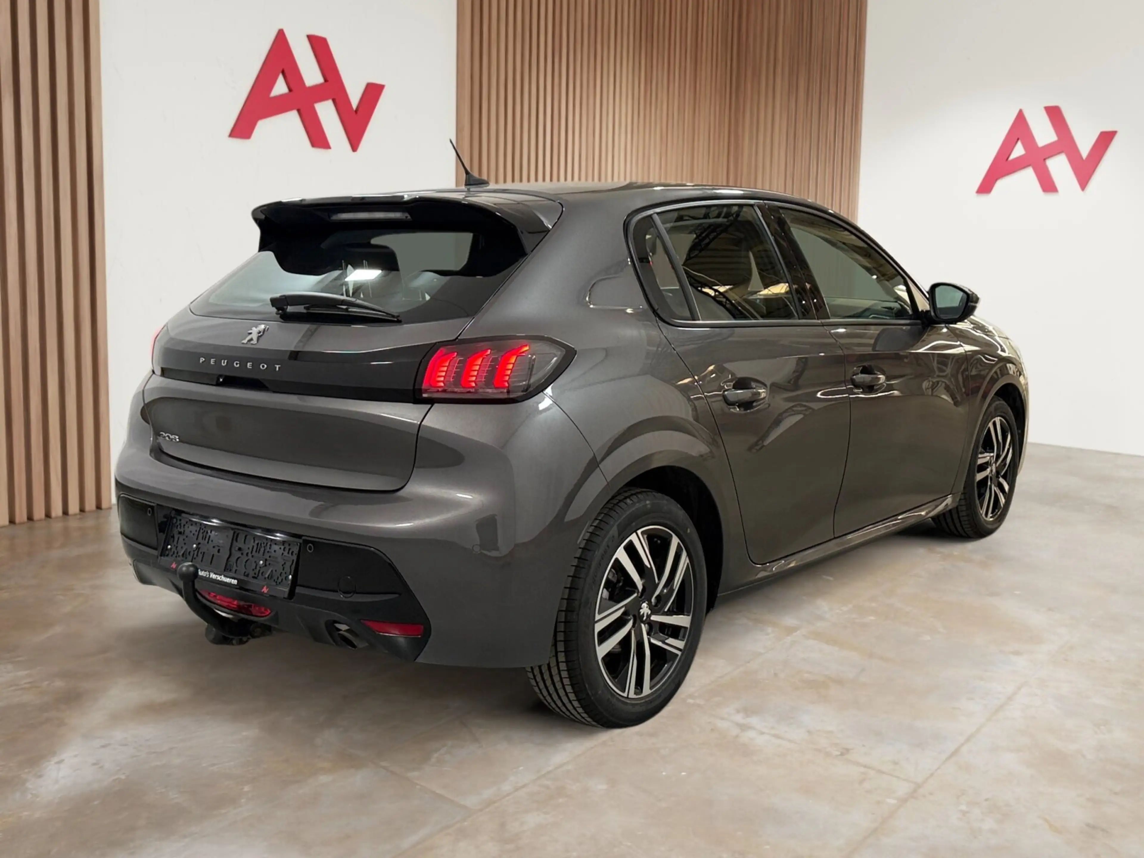 Peugeot 208 Allure 1.2 PureTech Aut. ** — photo 6