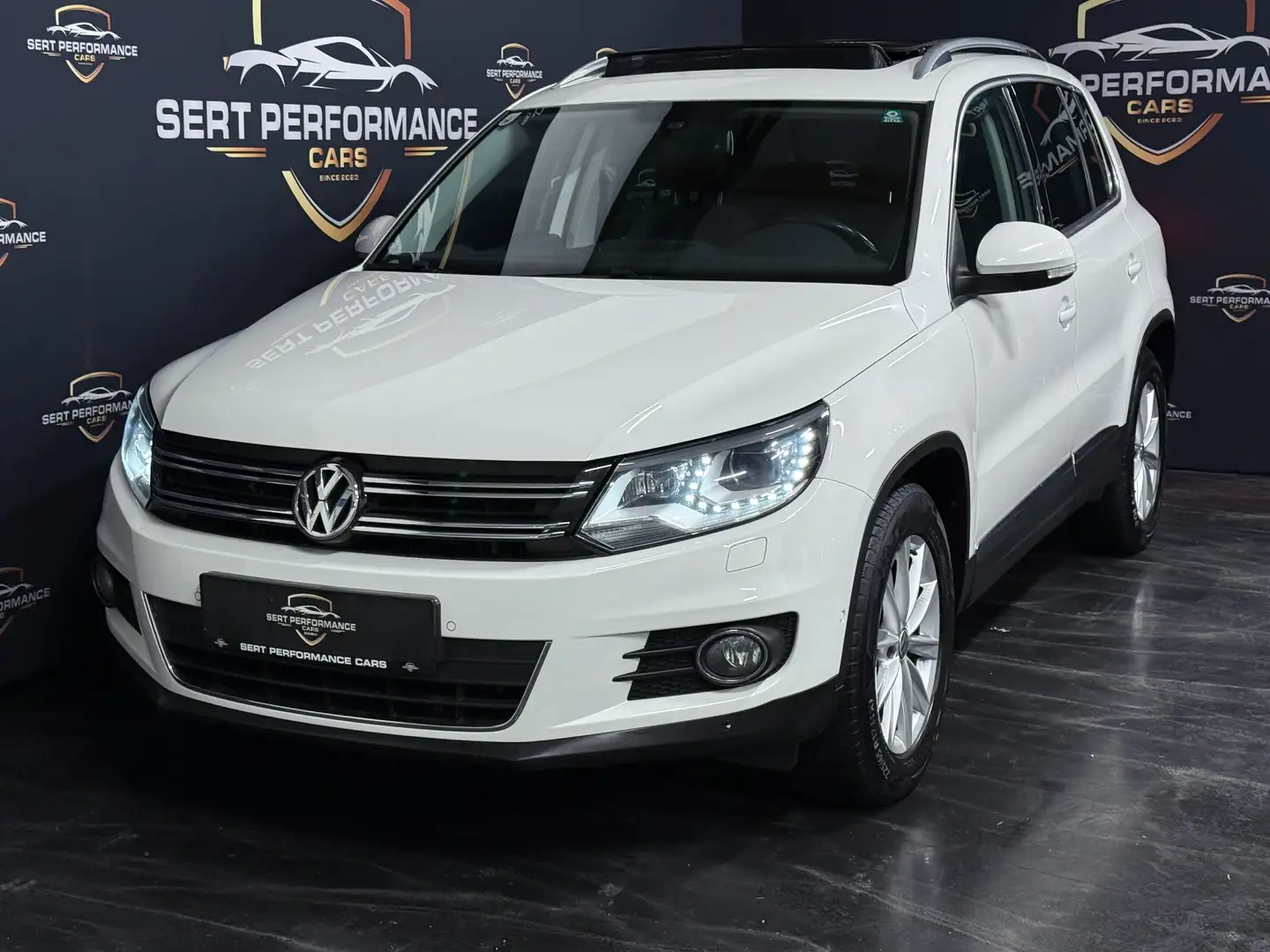Volkswagen Tiguan Sport **SKY AUSSTATTUNG** Weiß - 2