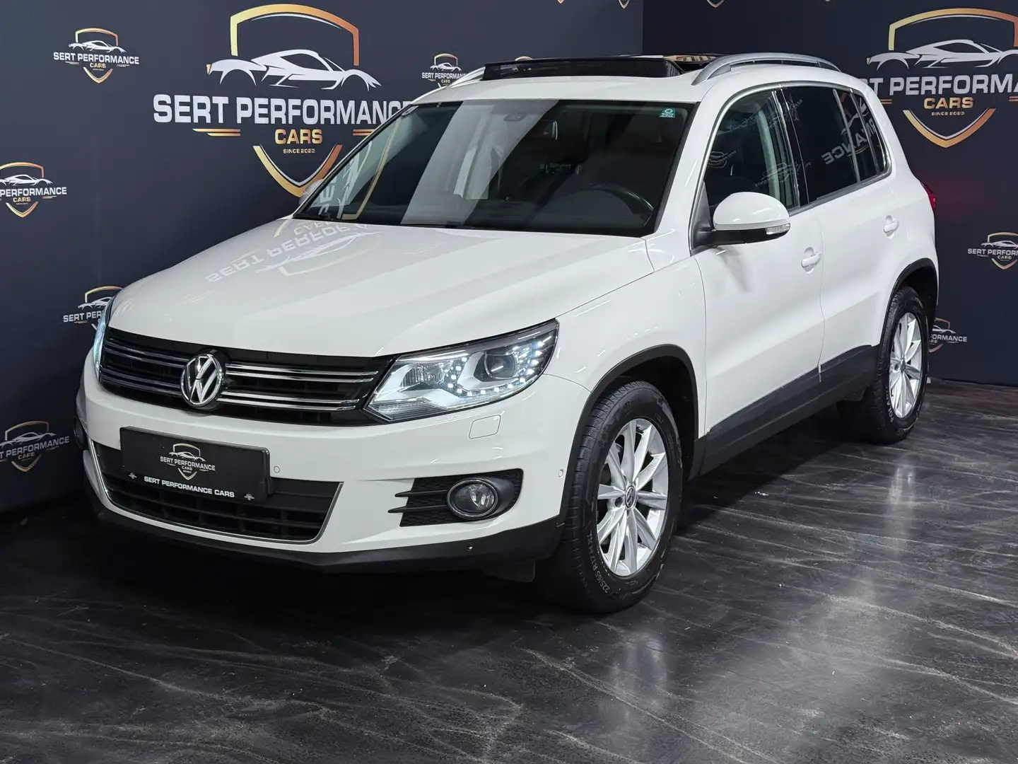 Volkswagen Tiguan Sport **SKY AUSSTATTUNG** Weiß - 1