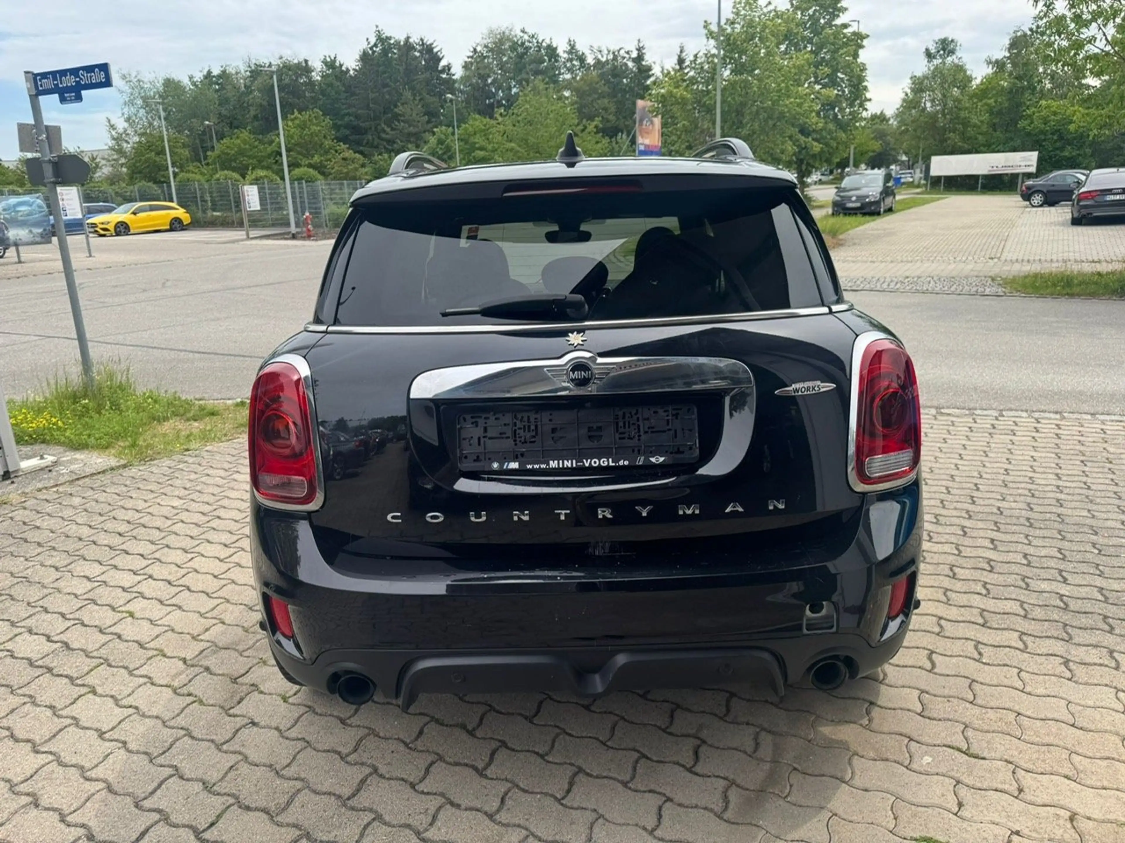 MINI John Cooper Works Countryman John Cooper Works All4 — photo 11
