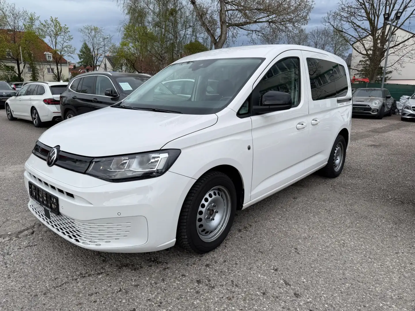 Volkswagen Caddy 2,0 TDI DSG Blanc - 1