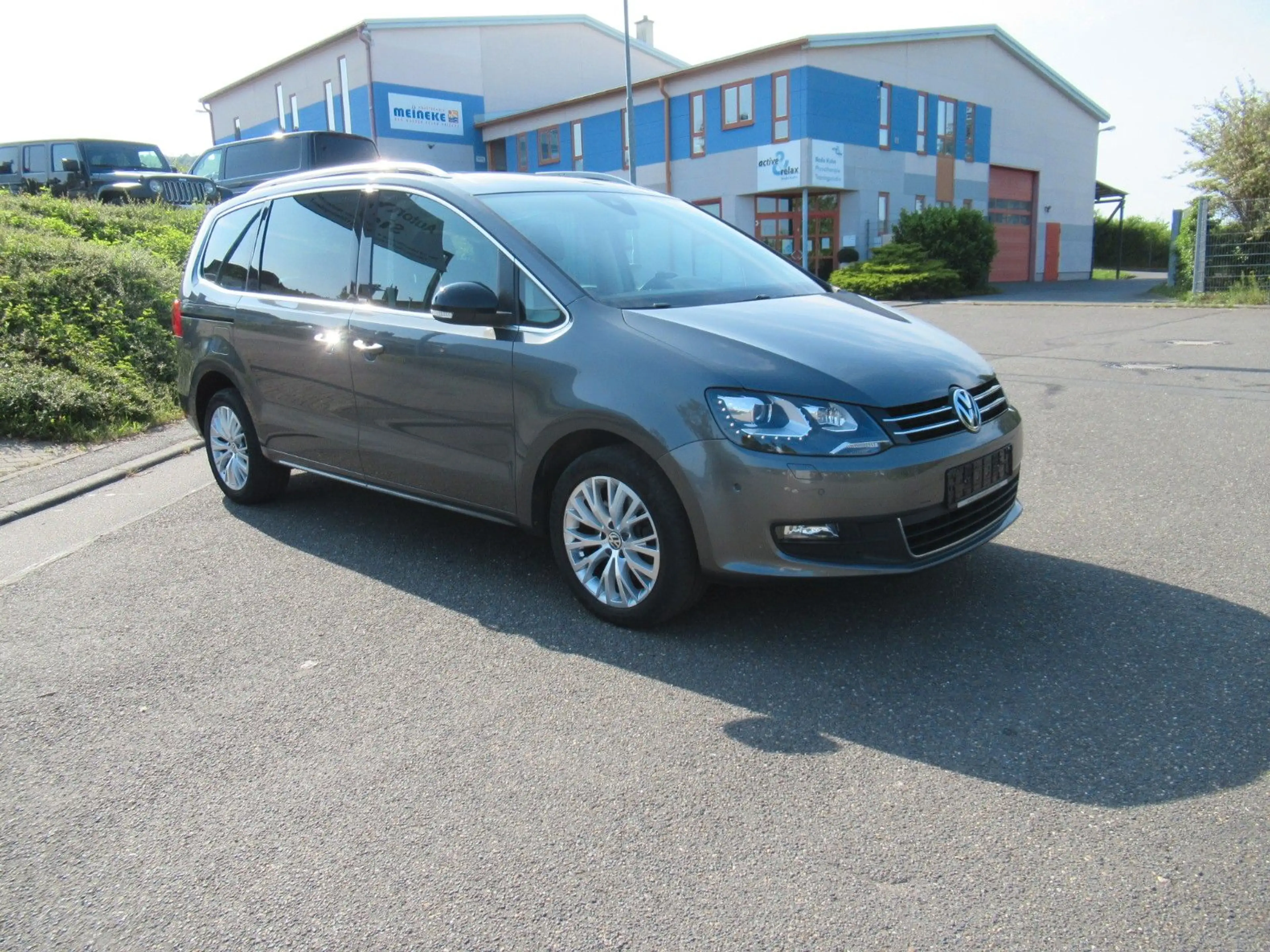 Volkswagen Sharan Style 2xel. Schiebet*schwenkbAHK*el.Heckk — photo 2