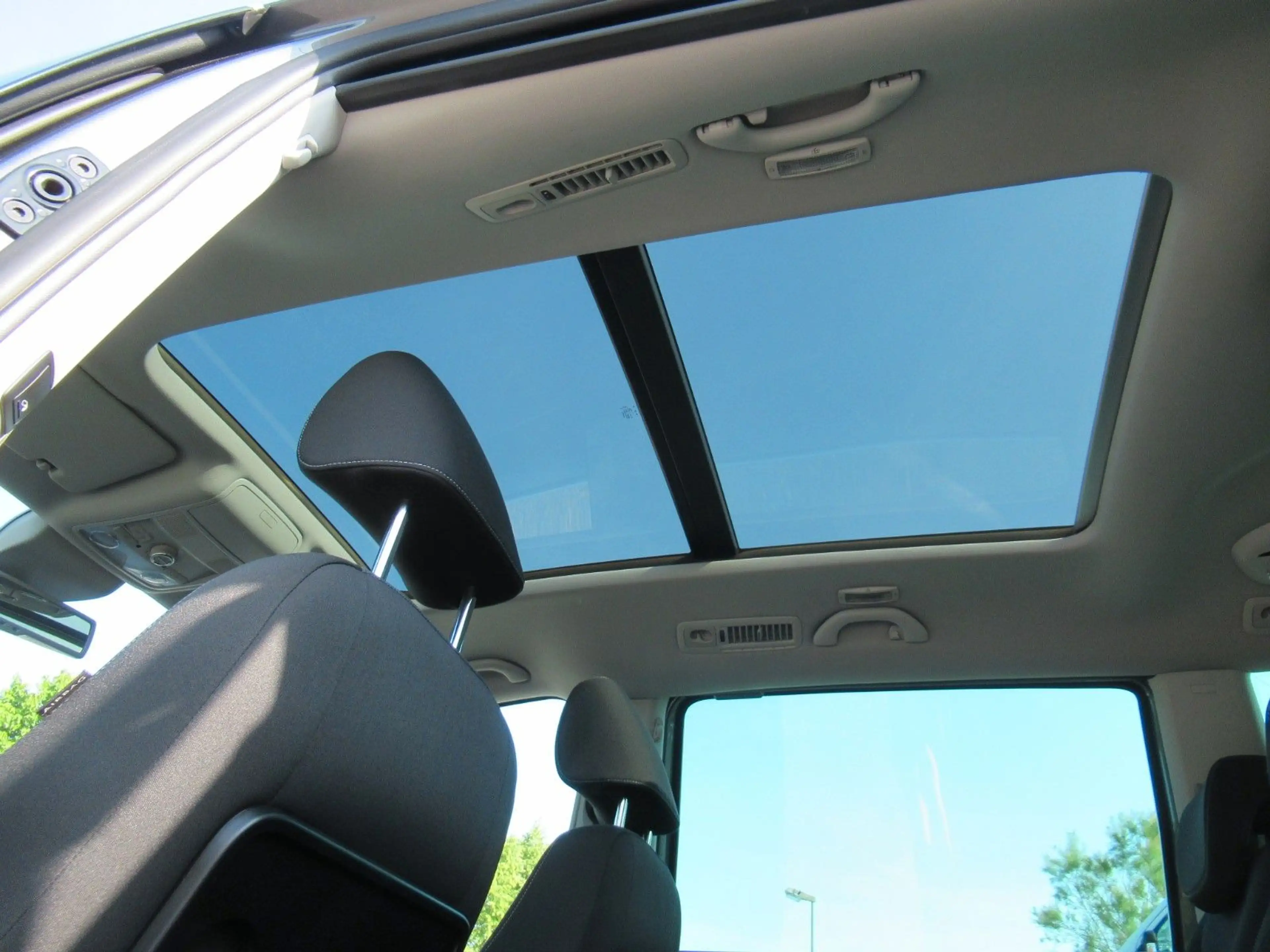Volkswagen Sharan Style 2xel. Schiebet*schwenkbAHK*el.Heckk — photo 8