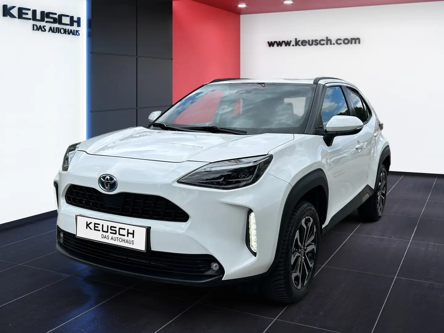 Toyota Yaris Cross Yaris Cross 1,5 VVT-i Hybrid Active Drive Aut. Weiß - 1