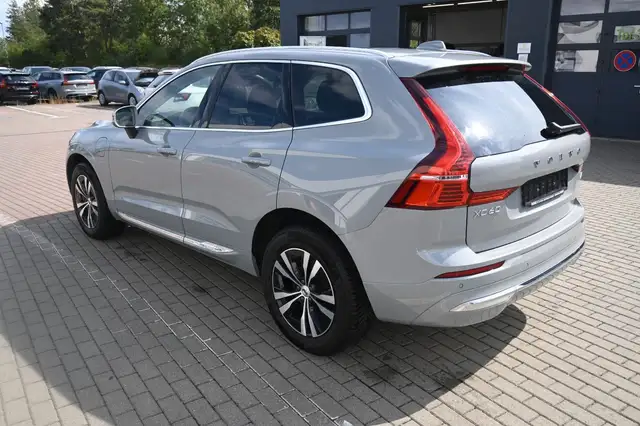 Volvo XC60 view 11