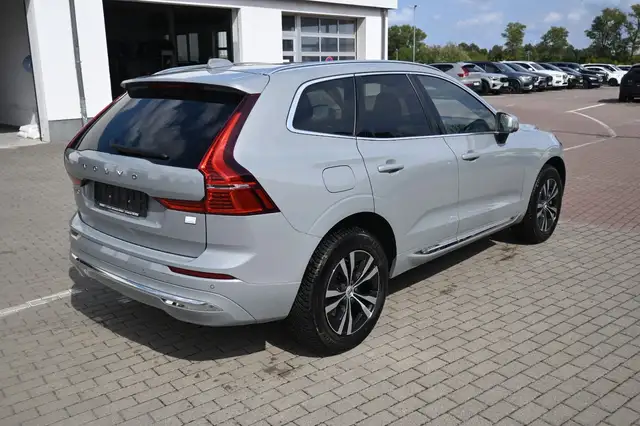 Volvo XC60 view 6