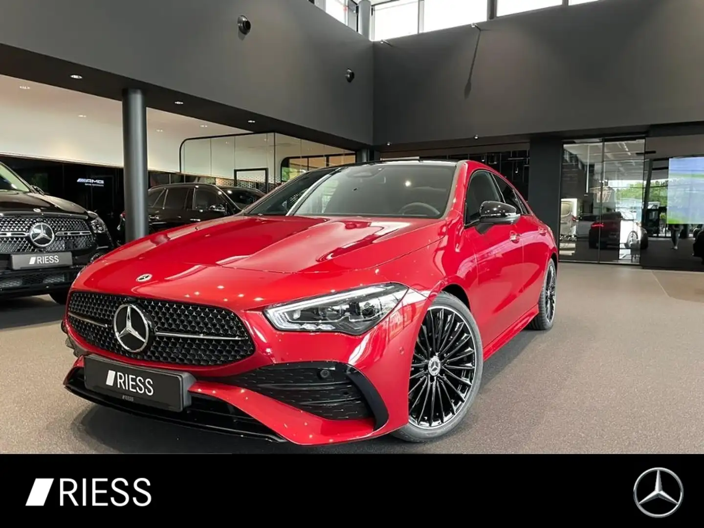 Mercedes-Benz CLA 220 4M AMG+PANO+DISTR+MULTIBEAM+KEYLESS+360° Rot - 1