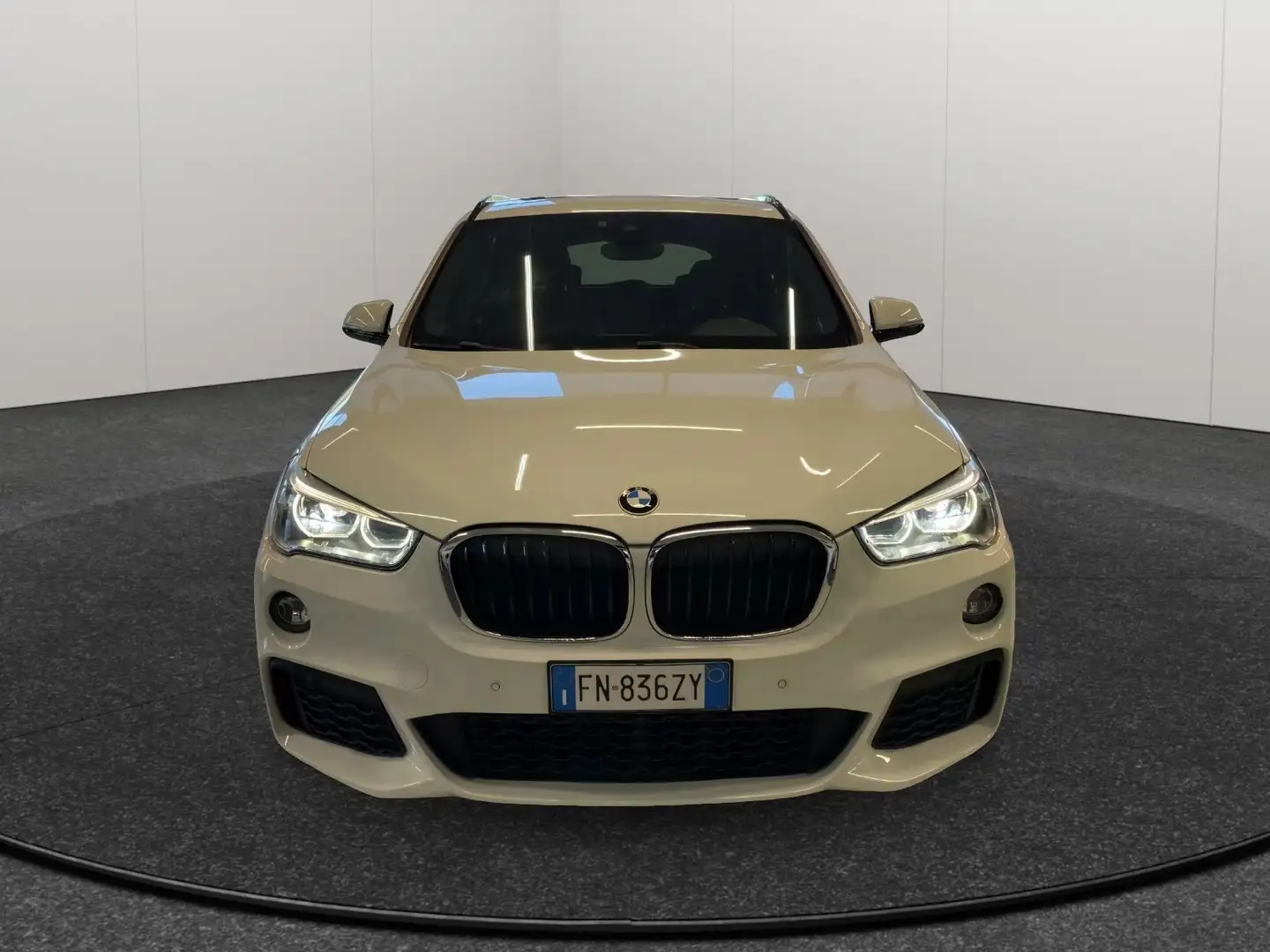BMW X1 sdrive20d 191CV Msport *AUTOMATICA* Weiß - 2