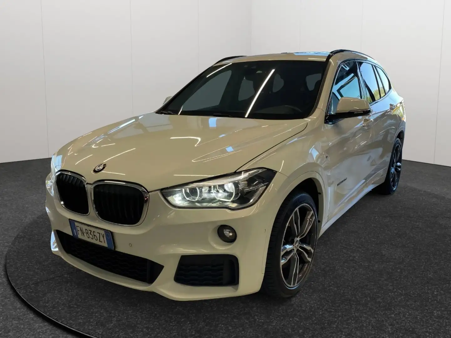 BMW X1 sdrive20d 191CV Msport *AUTOMATICA* Weiß - 1