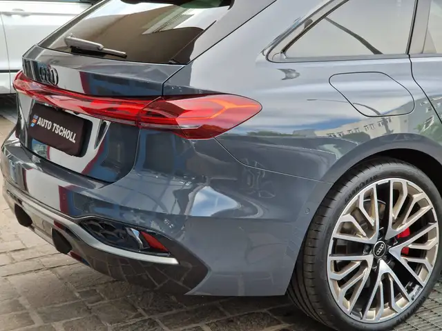 Audi A5 view 5