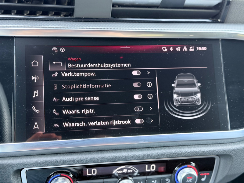 Audi Q3 SPORTBACK 35 TFSI S Edition Competition Pano/Keyle — photo 25