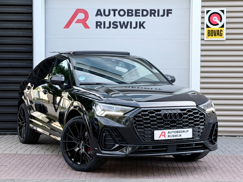 Audi Q3 SPORTBACK 35 TFSI S Edition Competition Pano/Keyle — photo 6
