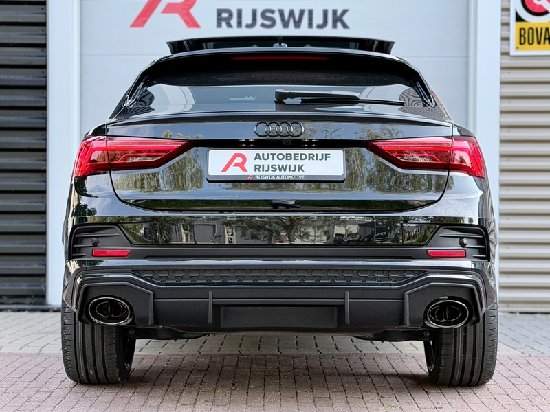 Audi Q3 SPORTBACK 35 TFSI S Edition Competition Pano/Keyle — photo 7