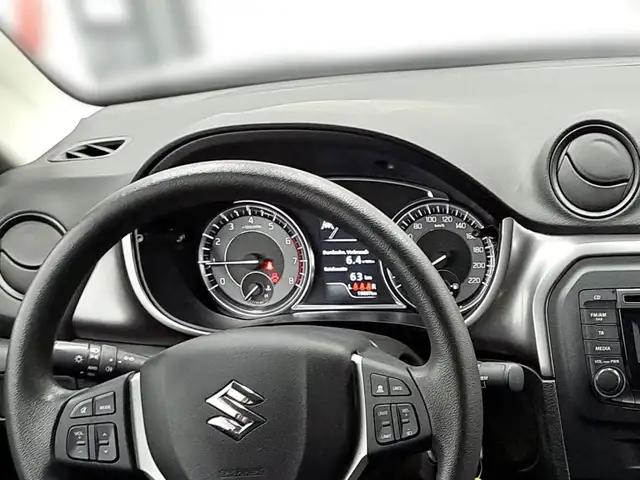 Suzuki Vitara view 13