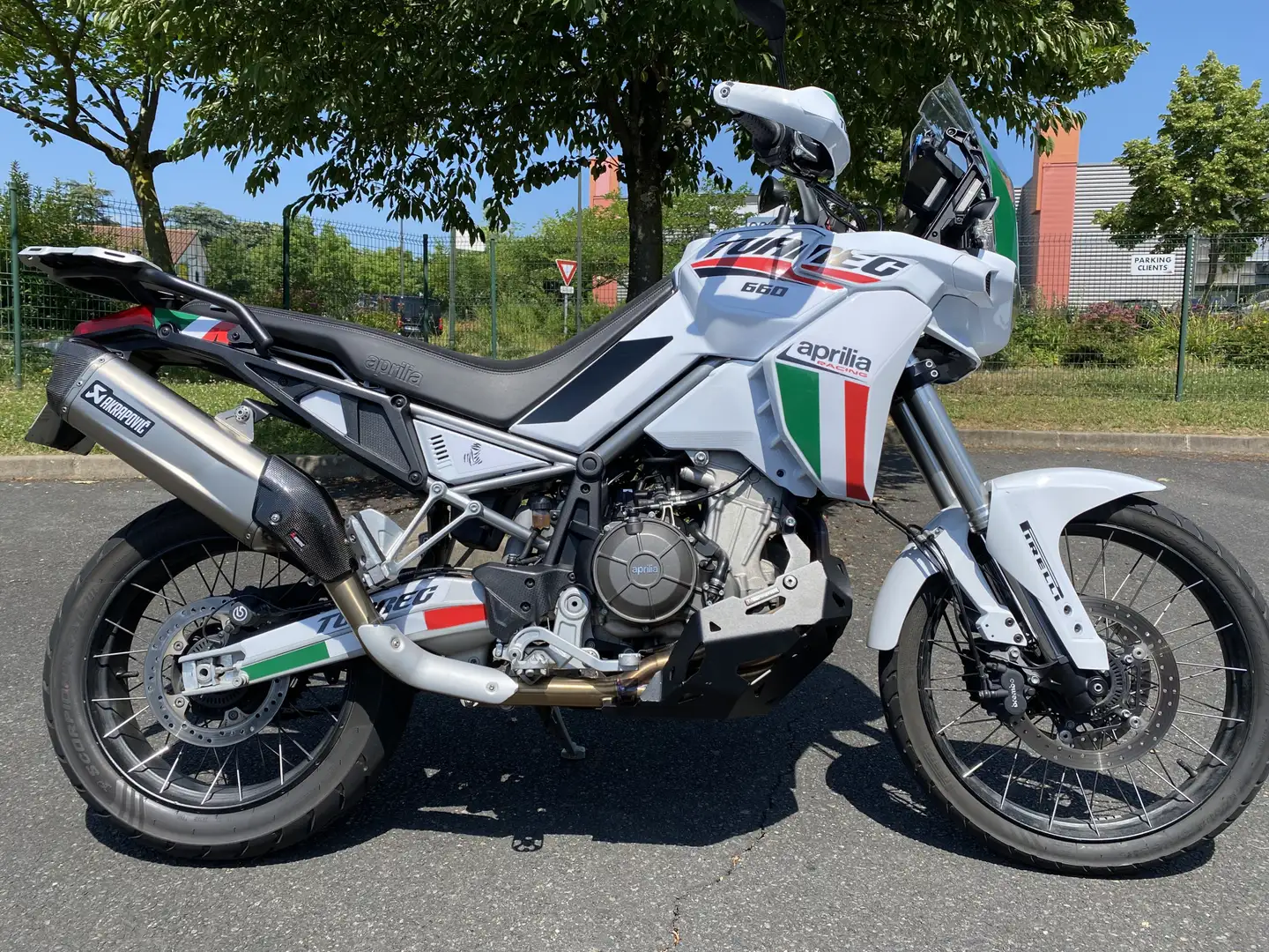 Aprilia Tuareg - 1