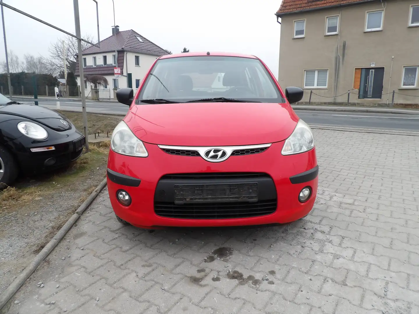 Hyundai i10 Edition+ 5Türer aus Rentnerbesitz HU AU Neu Rot - 2