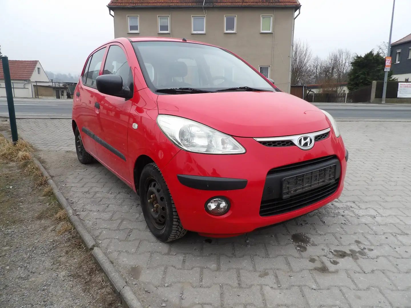 Hyundai i10 Edition+ 5Türer aus Rentnerbesitz HU AU Neu Rot - 1