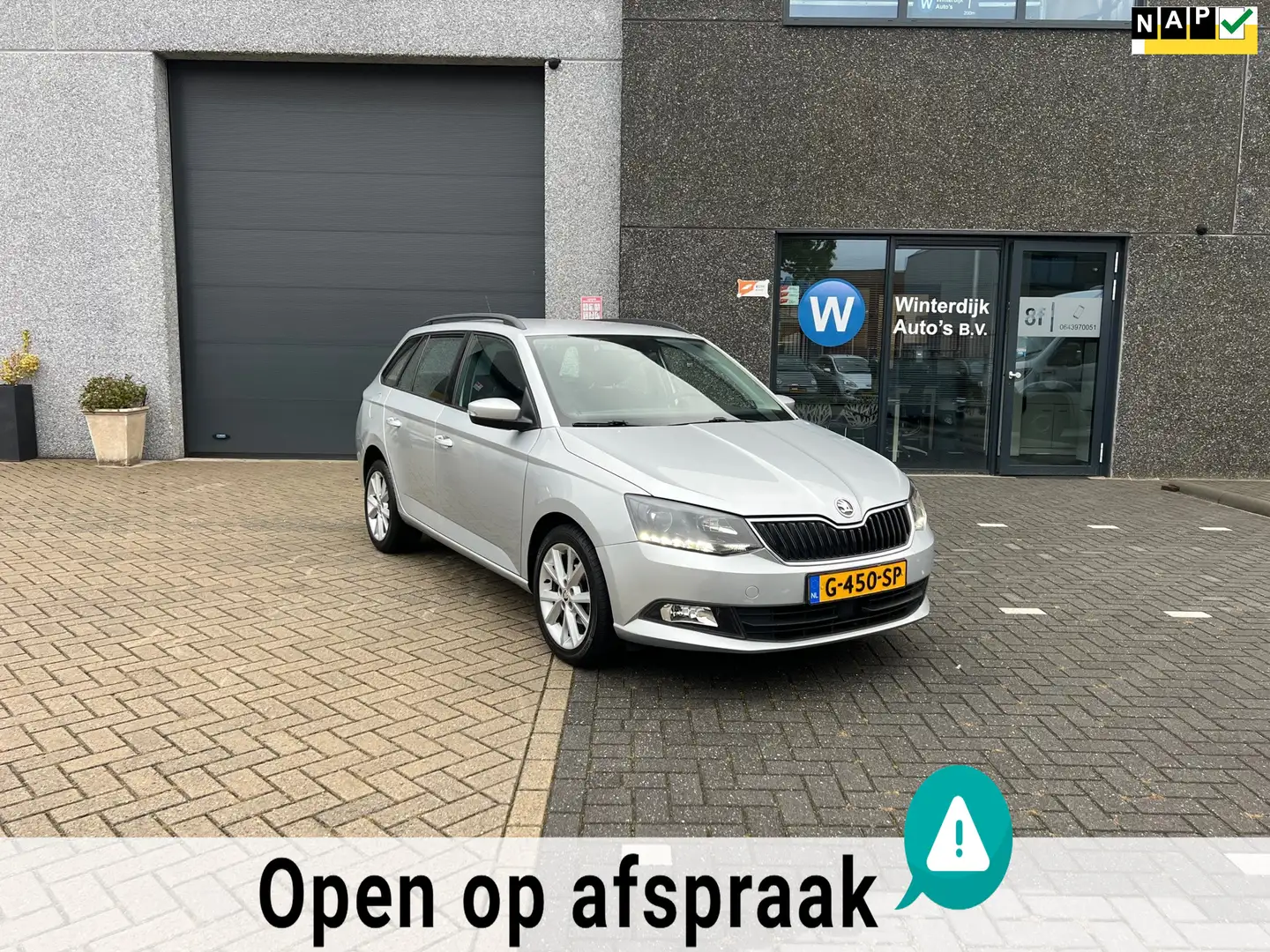 Skoda Fabia Combi 1.2 TSI Drive Clima, Parkeersensoren, Lmv Grijs - 1