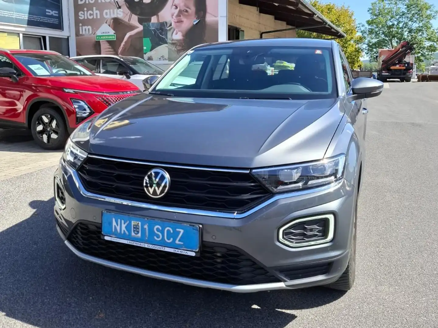 Volkswagen T-Roc 2.0TDI DSG Active 4Motion Grau - 1
