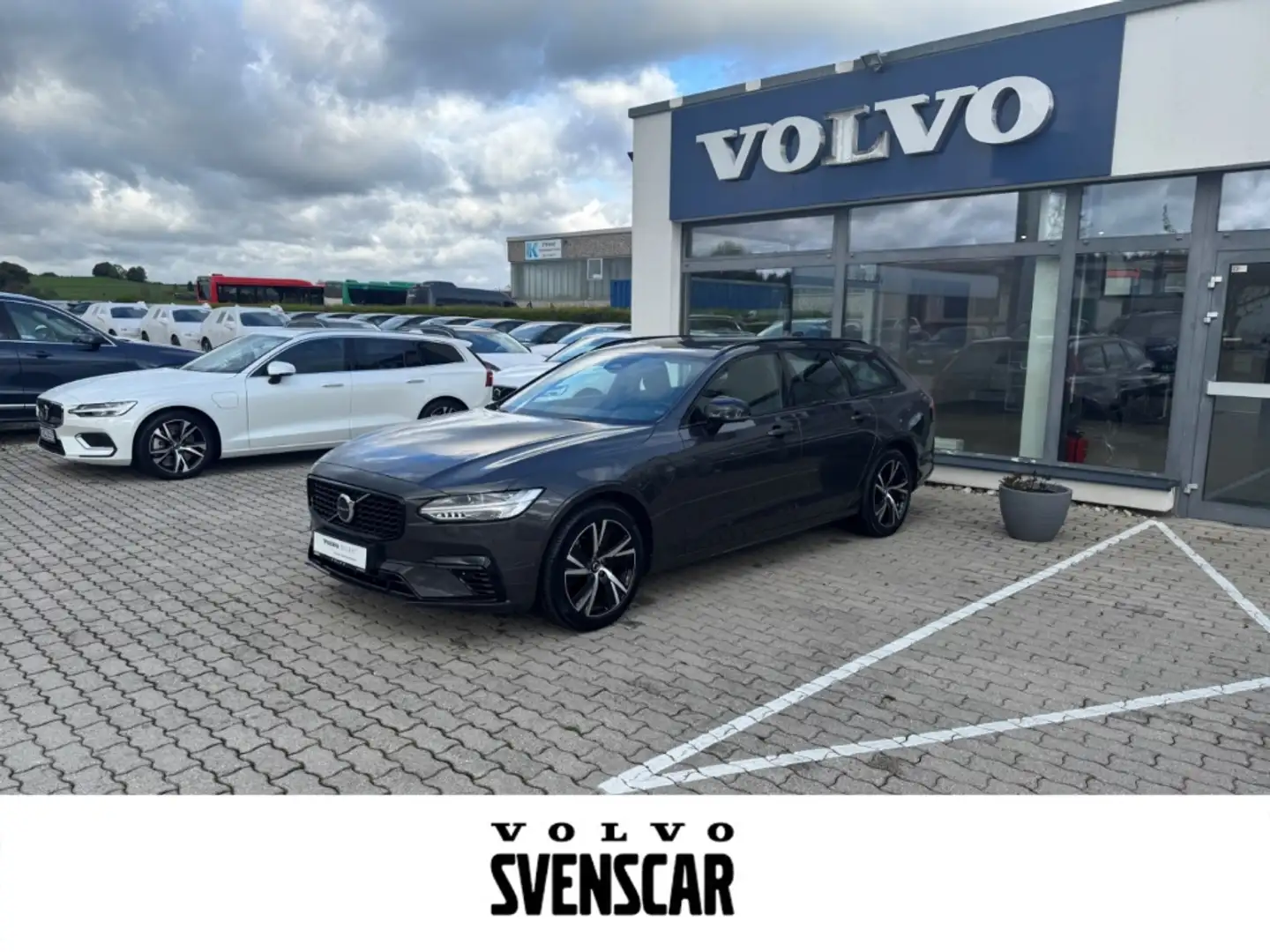 Volvo V90 Kombi R Design Recharge Plug-In Hybrid AWD T6 Twin Gris - 1