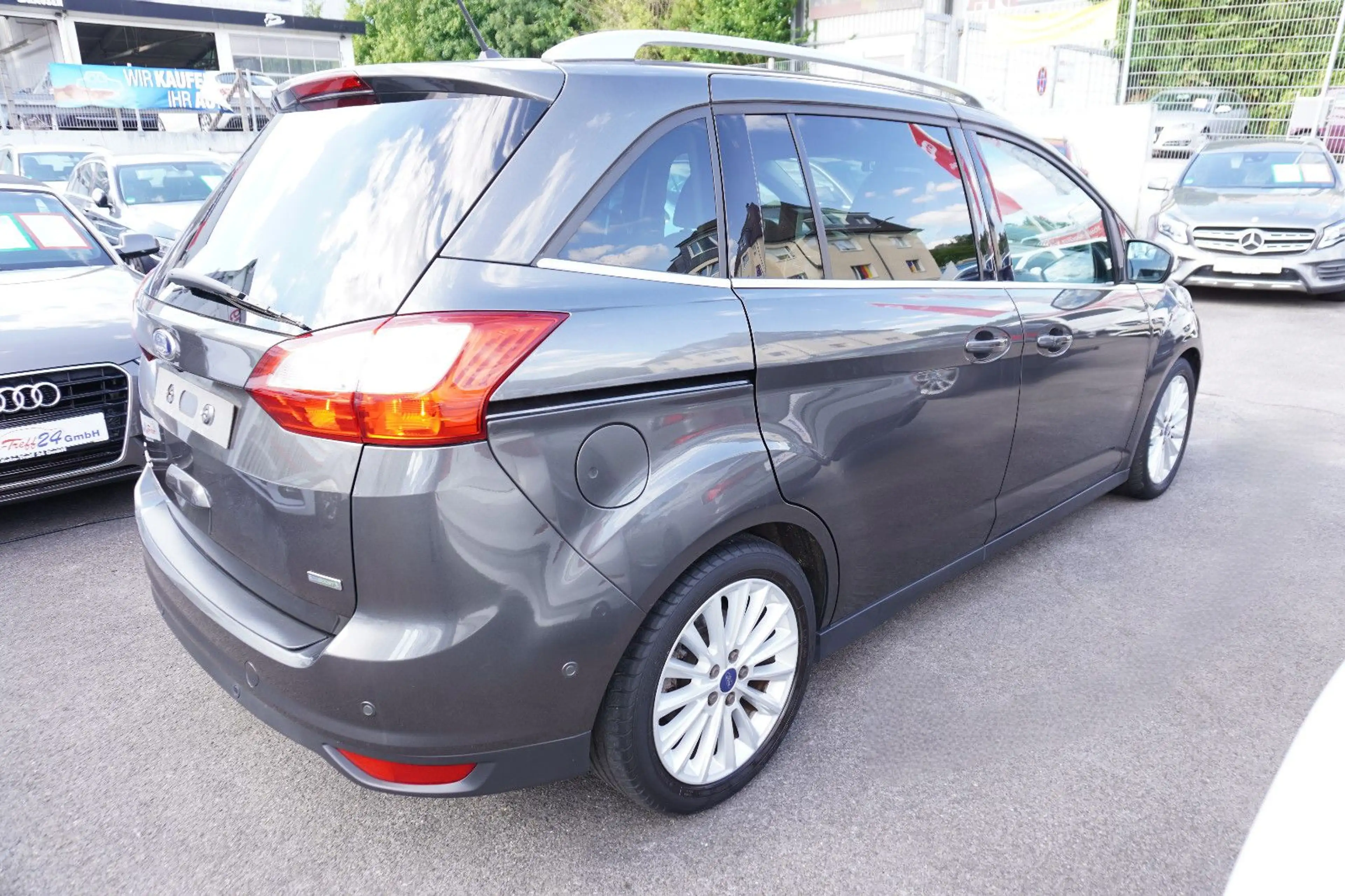 Ford Grand C-Max Grand C-MAX Titanium*Autom.*Navi*Xenon*GARANTIE* — photo 8