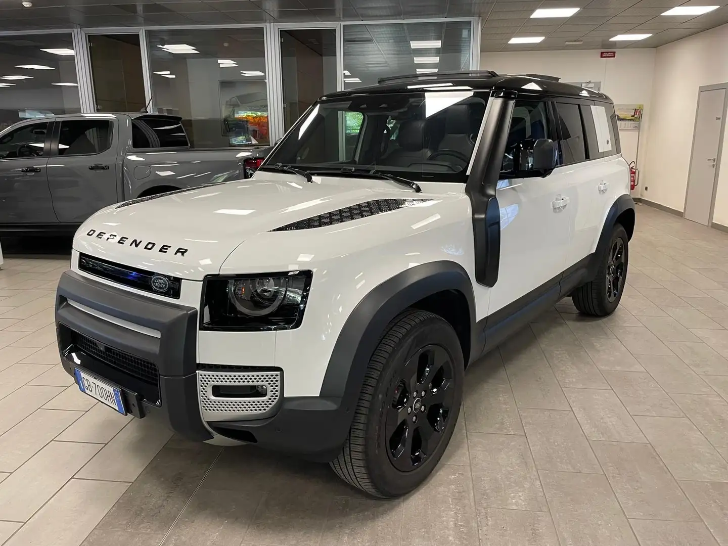 Land Rover Defender 110  2.0 diesel  240cv. 4x4  HSE , VETTURA 6 POSTI Bianco - 1