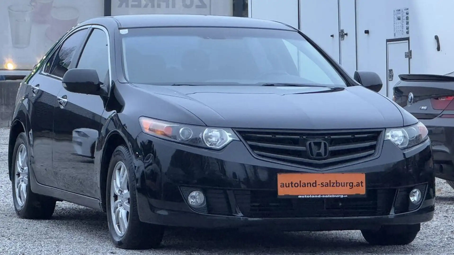 Honda Accord Elegance Schwarz - 1