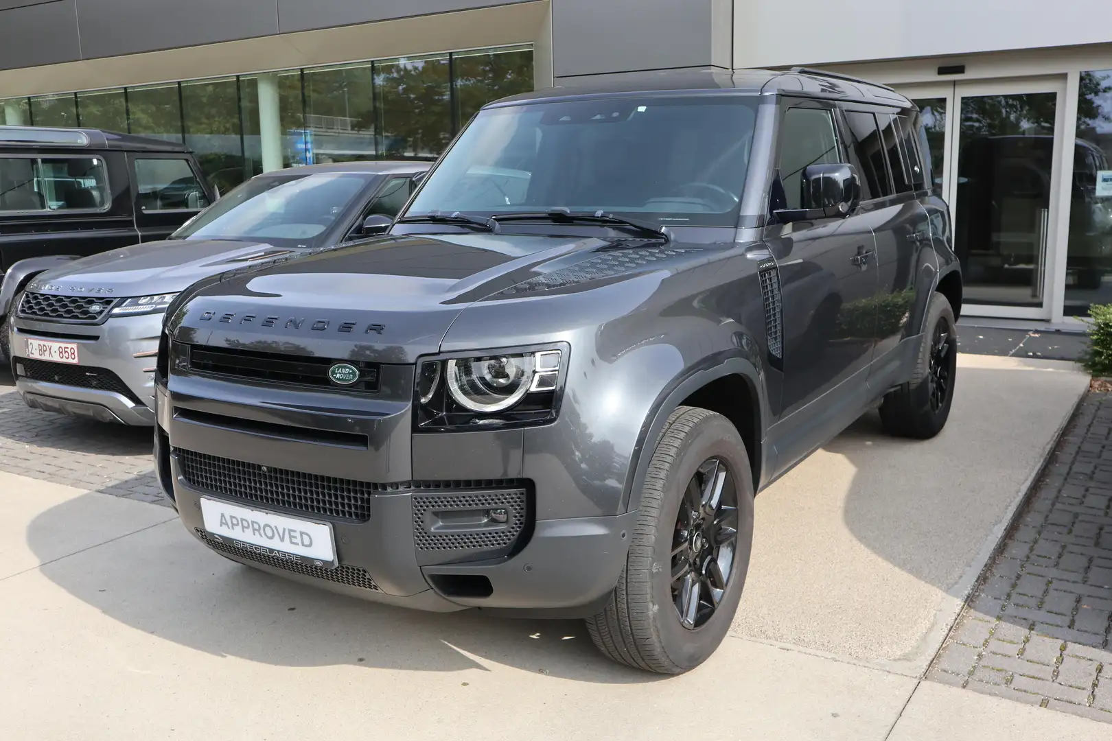 Land Rover Defender 110 D250 S - LICHTE VRACHT Gris - 1
