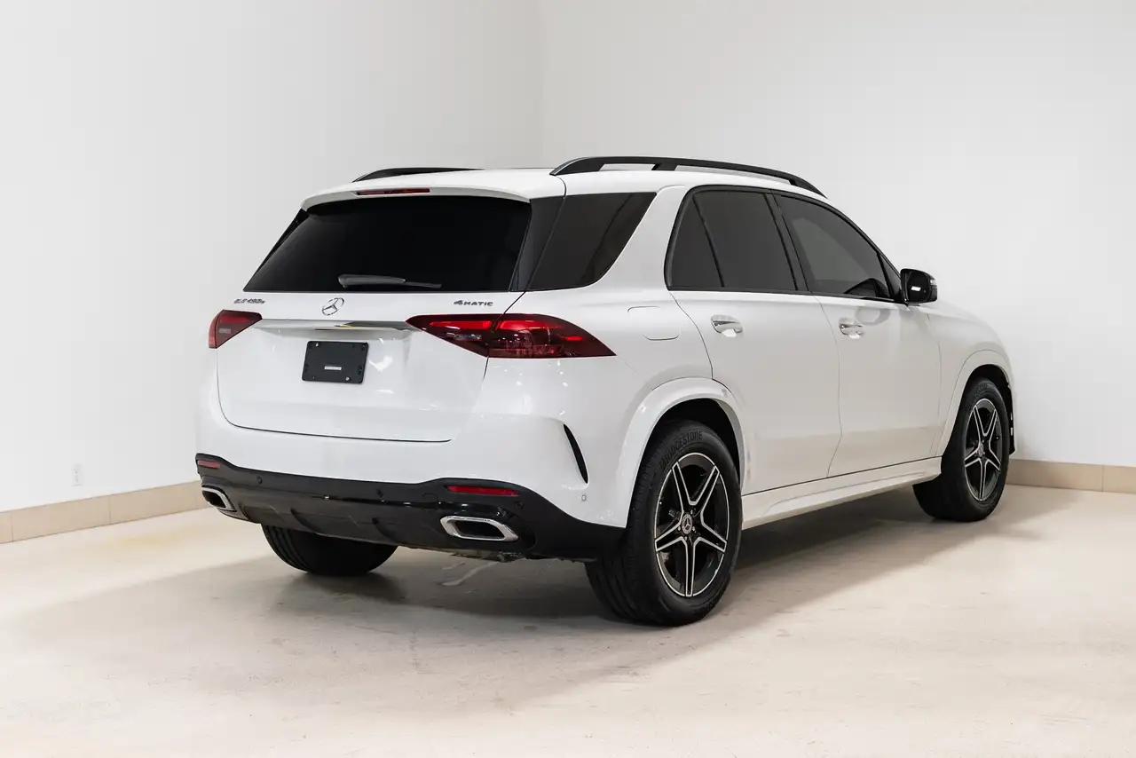 Mercedes-Benz GLE снимка Mercedes-Benz GLE