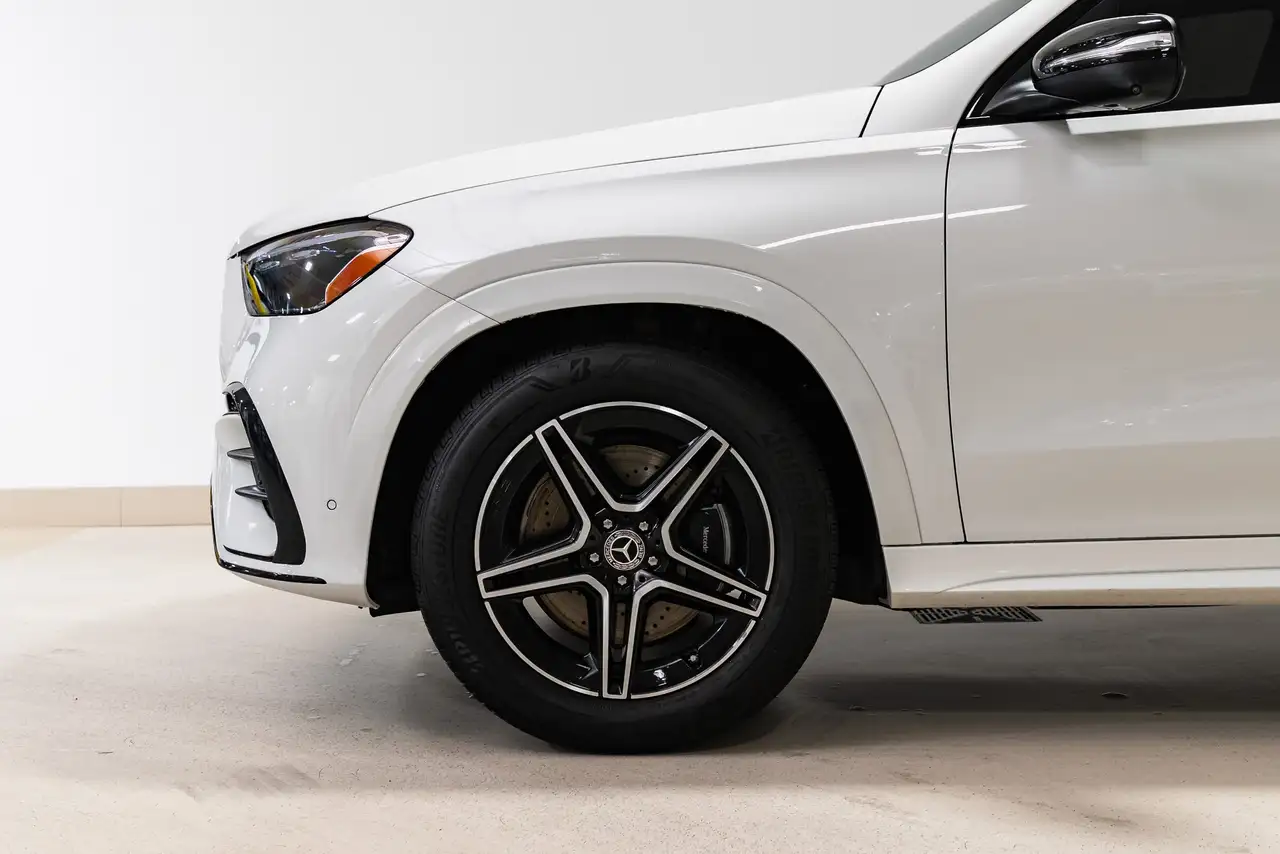 Mercedes-Benz GLE снимка Mercedes-Benz GLE
