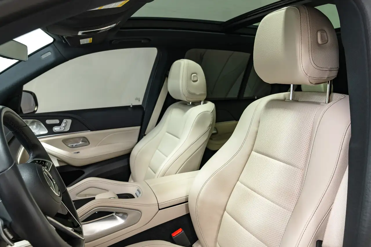 Mercedes-Benz GLE снимка Mercedes-Benz GLE