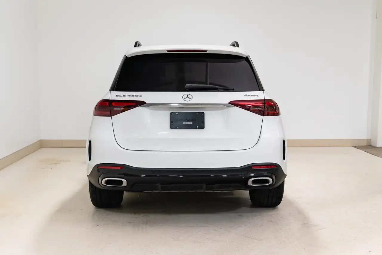 Mercedes-Benz GLE снимка Mercedes-Benz GLE
