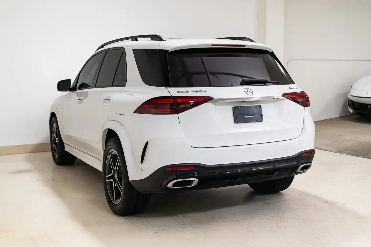 Mercedes-Benz GLE снимка Mercedes-Benz GLE