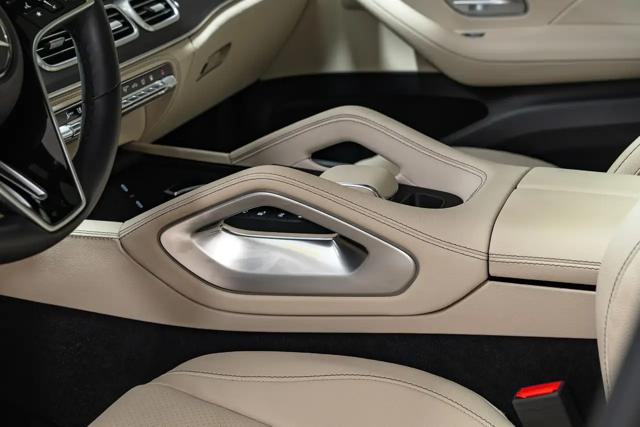 Mercedes-Benz GLE снимка Mercedes-Benz GLE