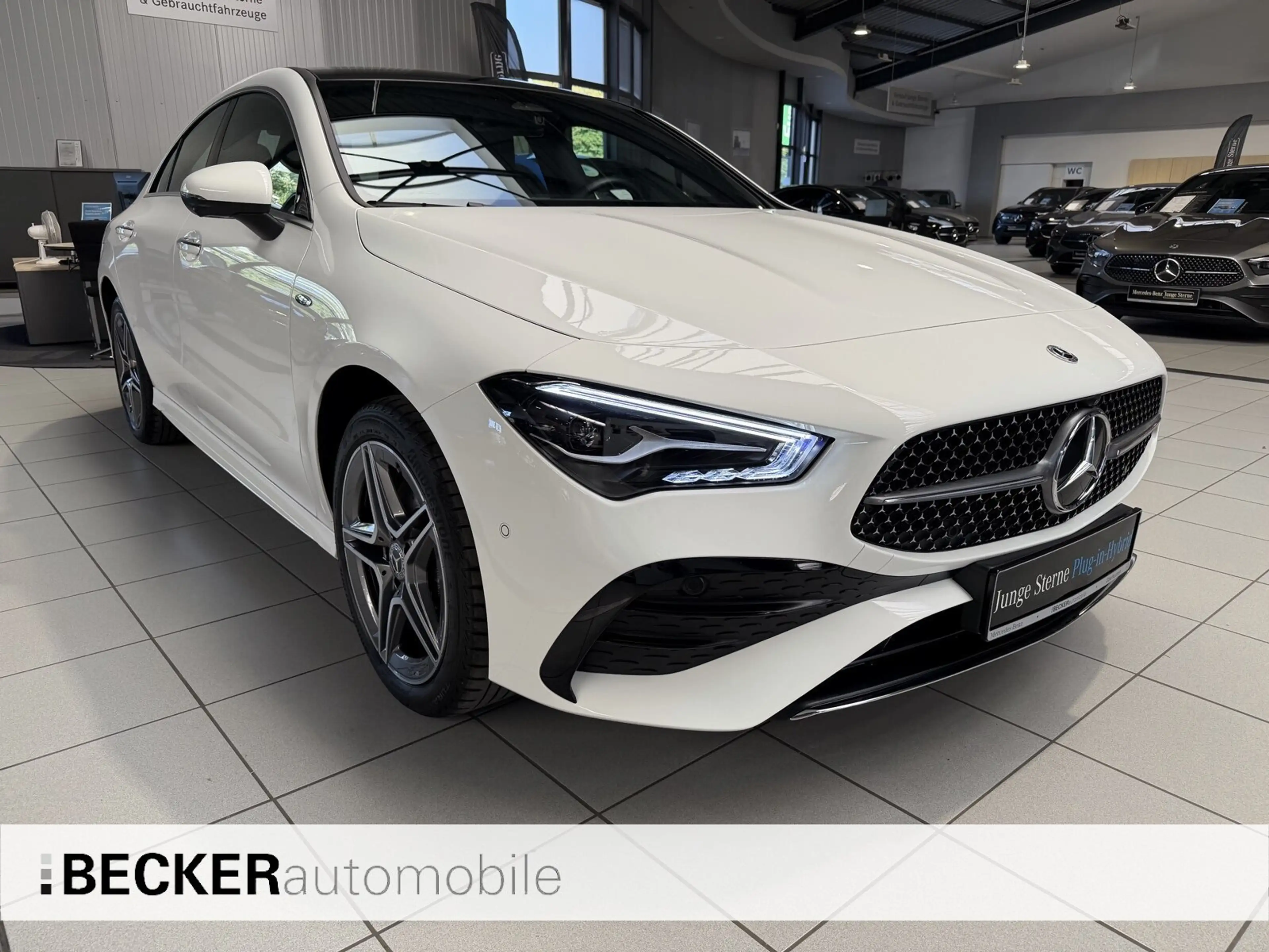 Mercedes-Benz CLA 250 CLA 250 e Coupè AMG PANO 360° AHK FAHRASSISTENZ — photo 4