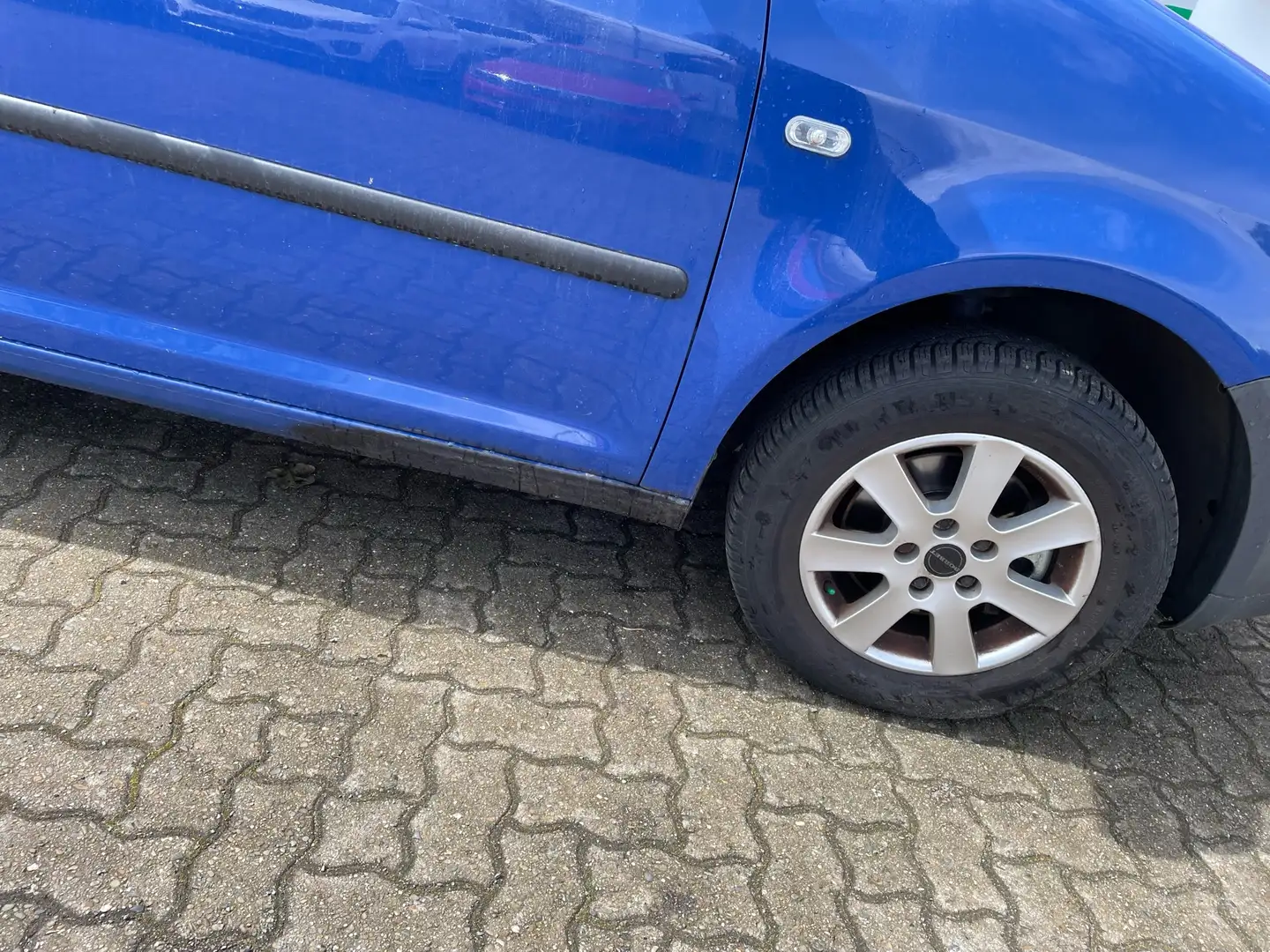 Volkswagen Caddy 1.6 Life (7-Si.) Prins Lpg Anlage Modrá - 2